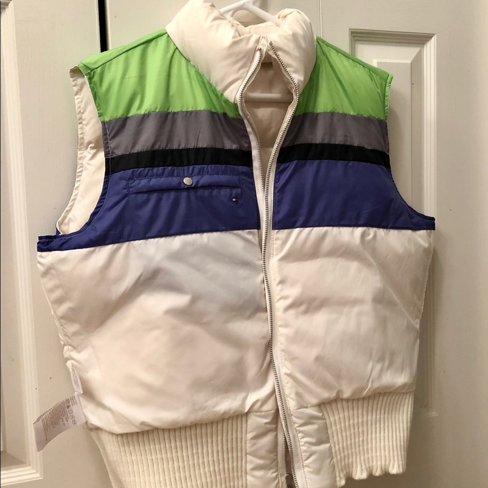 Tommy Hilfiger Women's XL Puffer Vest - Picture 6 of 9